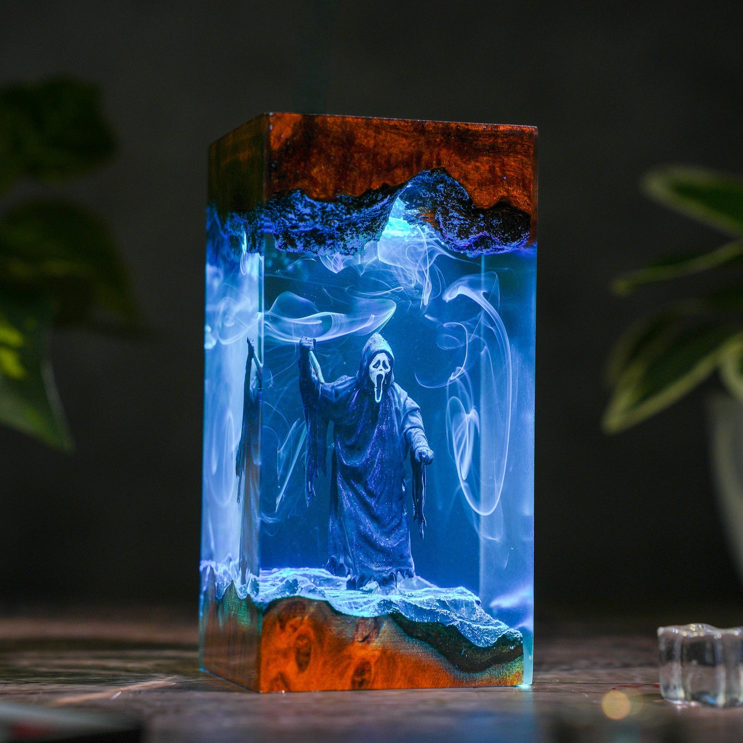 The Scream Resin Lamp
