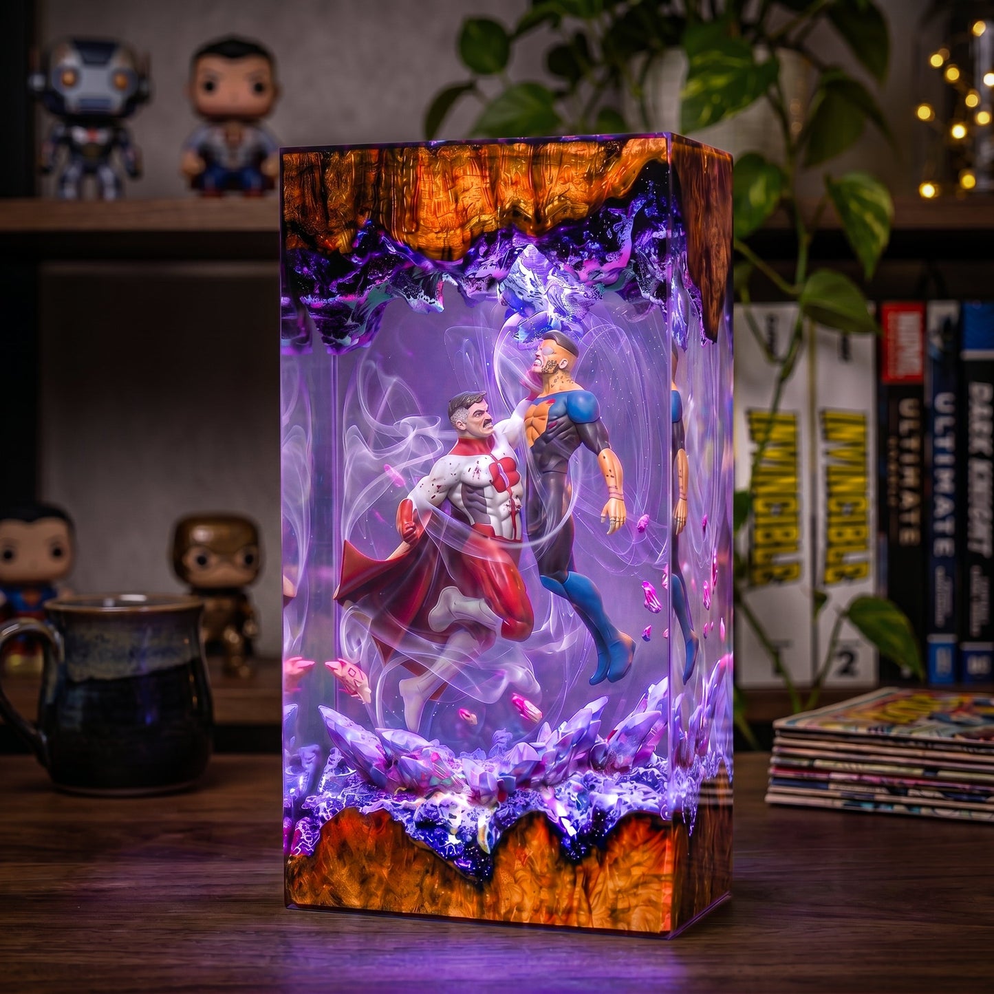 Omni man vs Invincible Resin Lamp