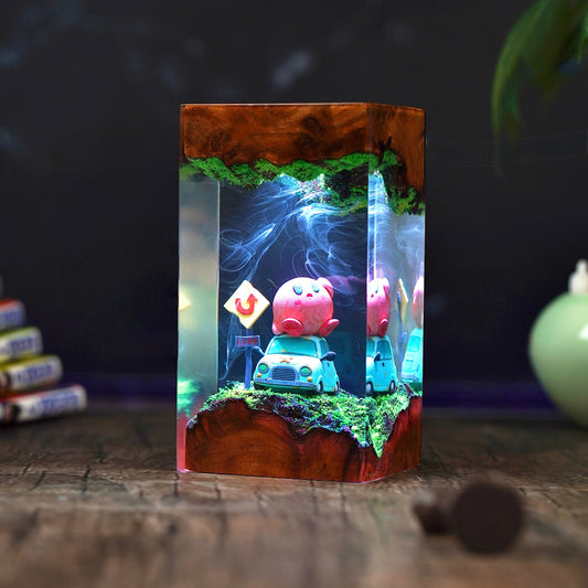 Kirby Resin Lamp