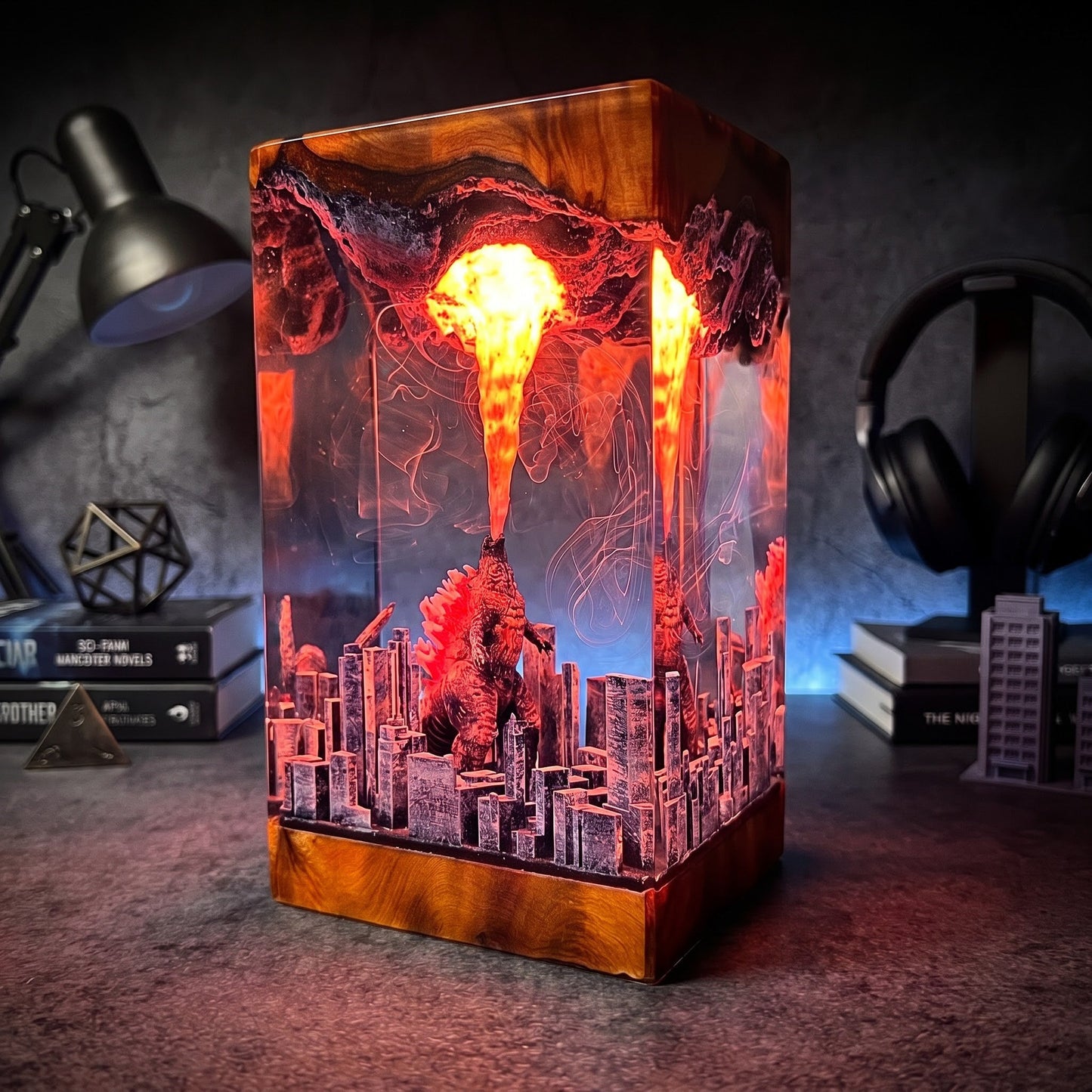 Godzilla 3 Resin Lamp