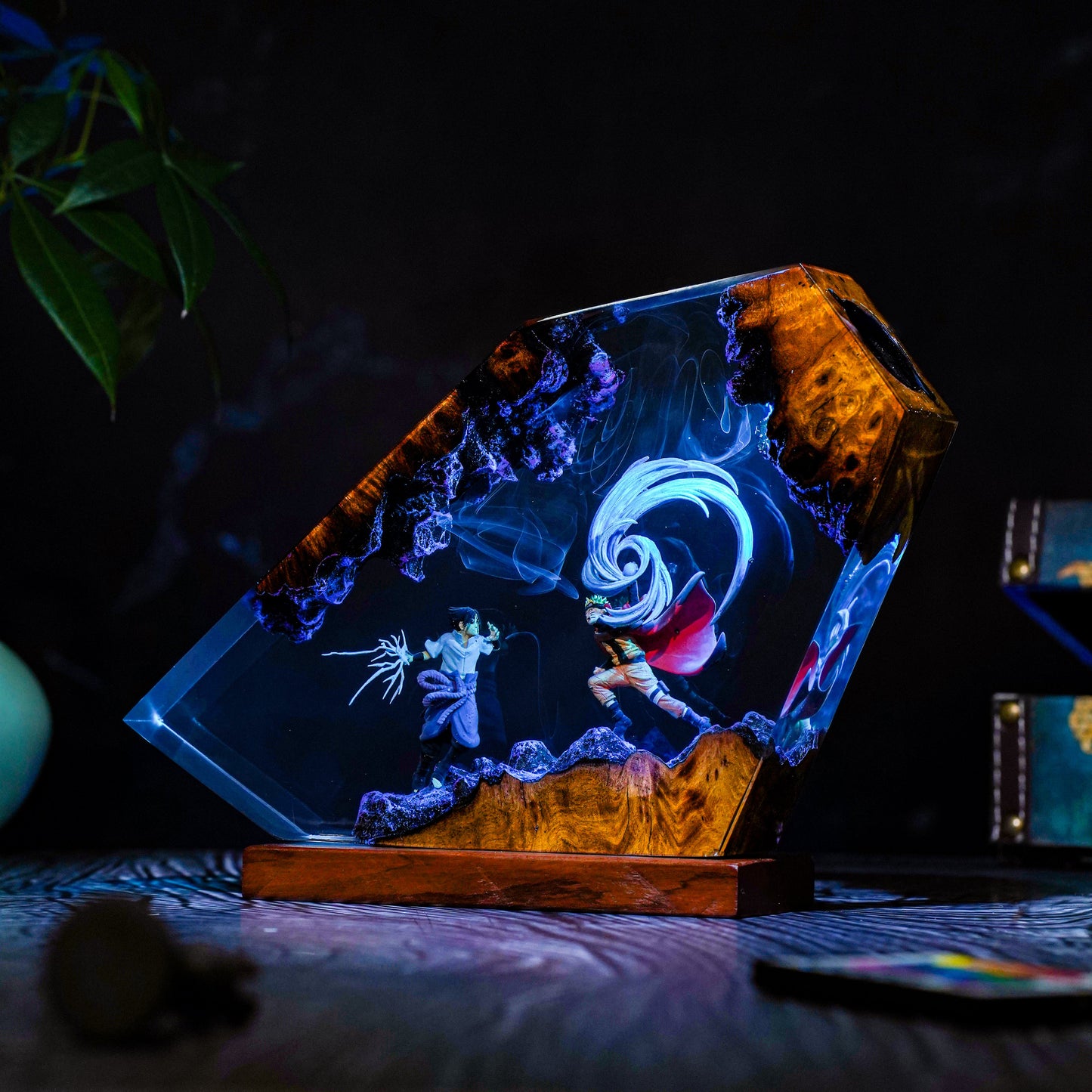 Naruto vs Sasuke Resin Lamp