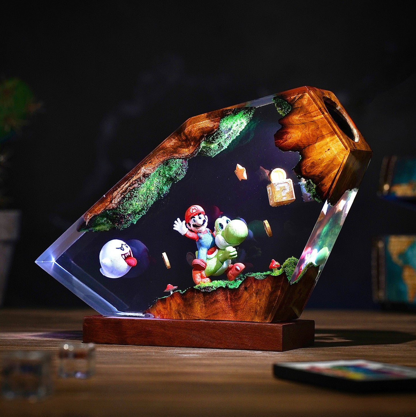 Super Mario Resin Lamp