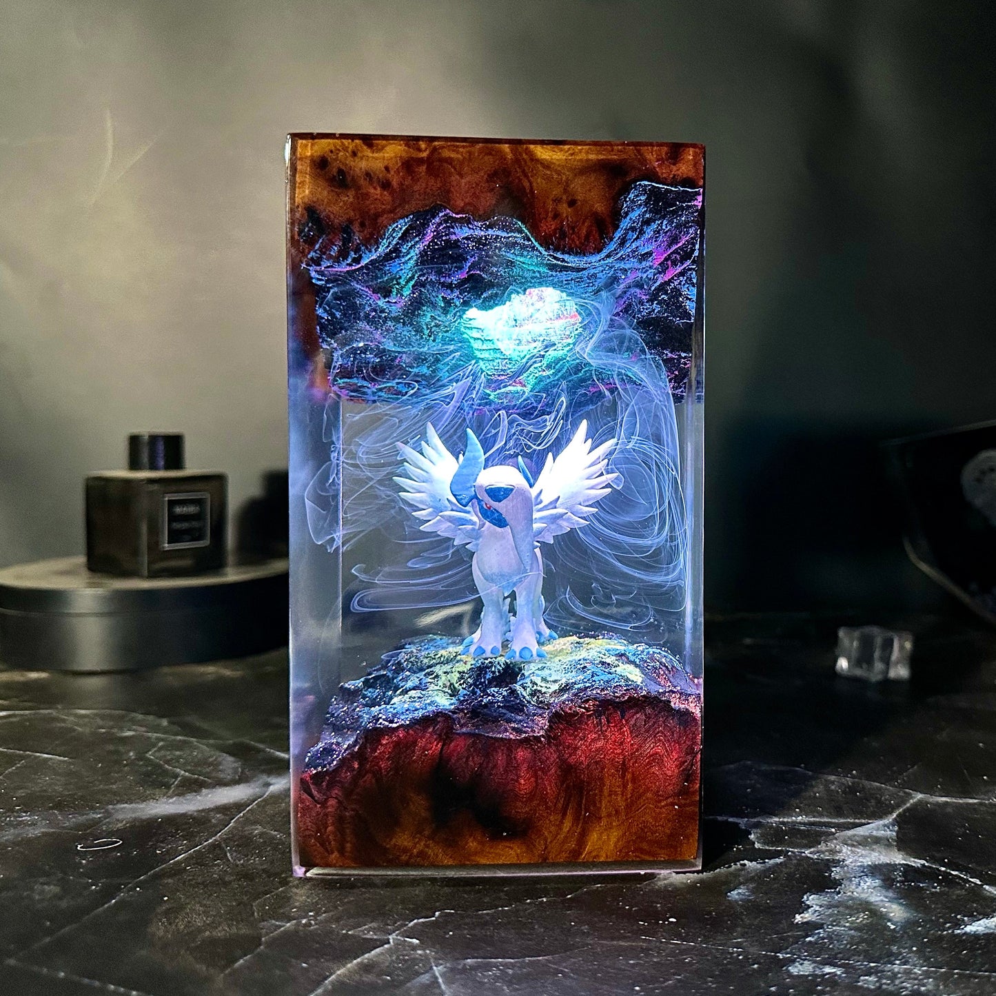 Absol Resin Lamp