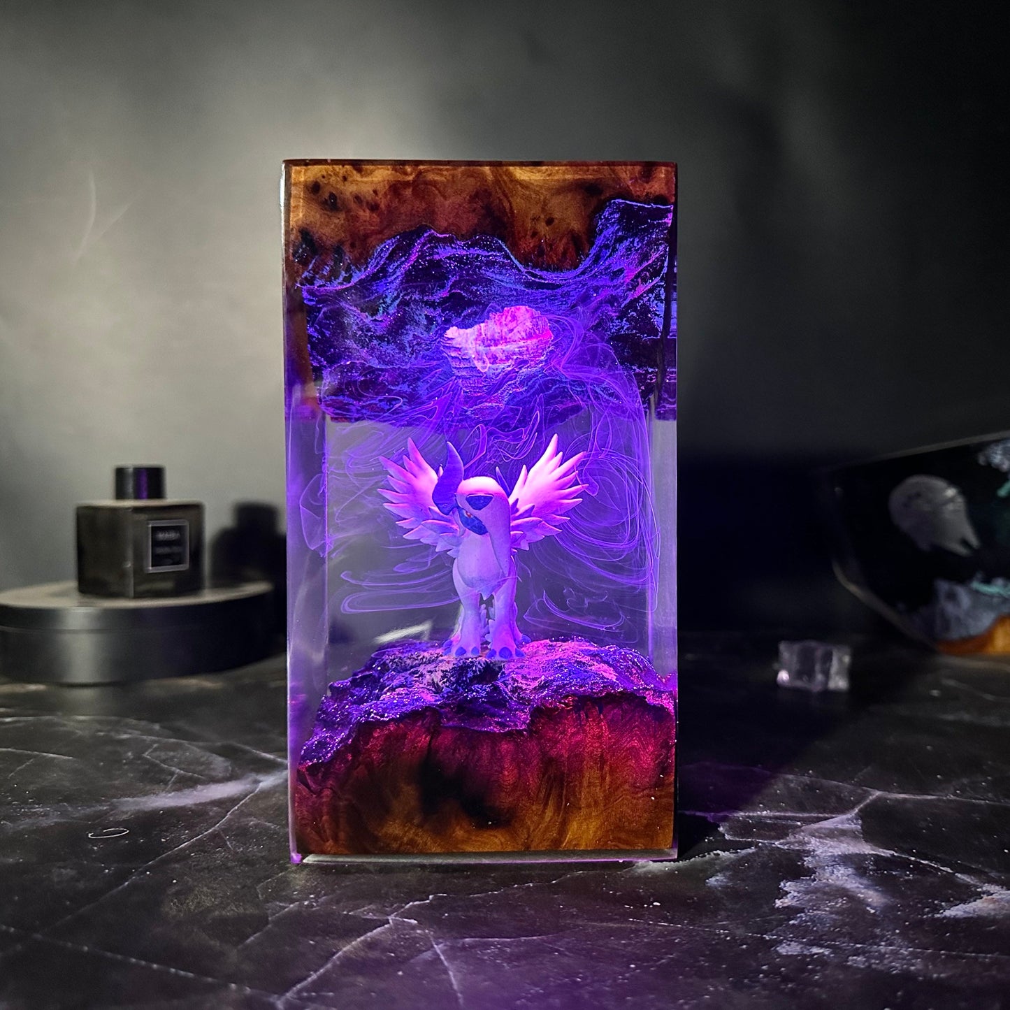 Absol Resin Lamp