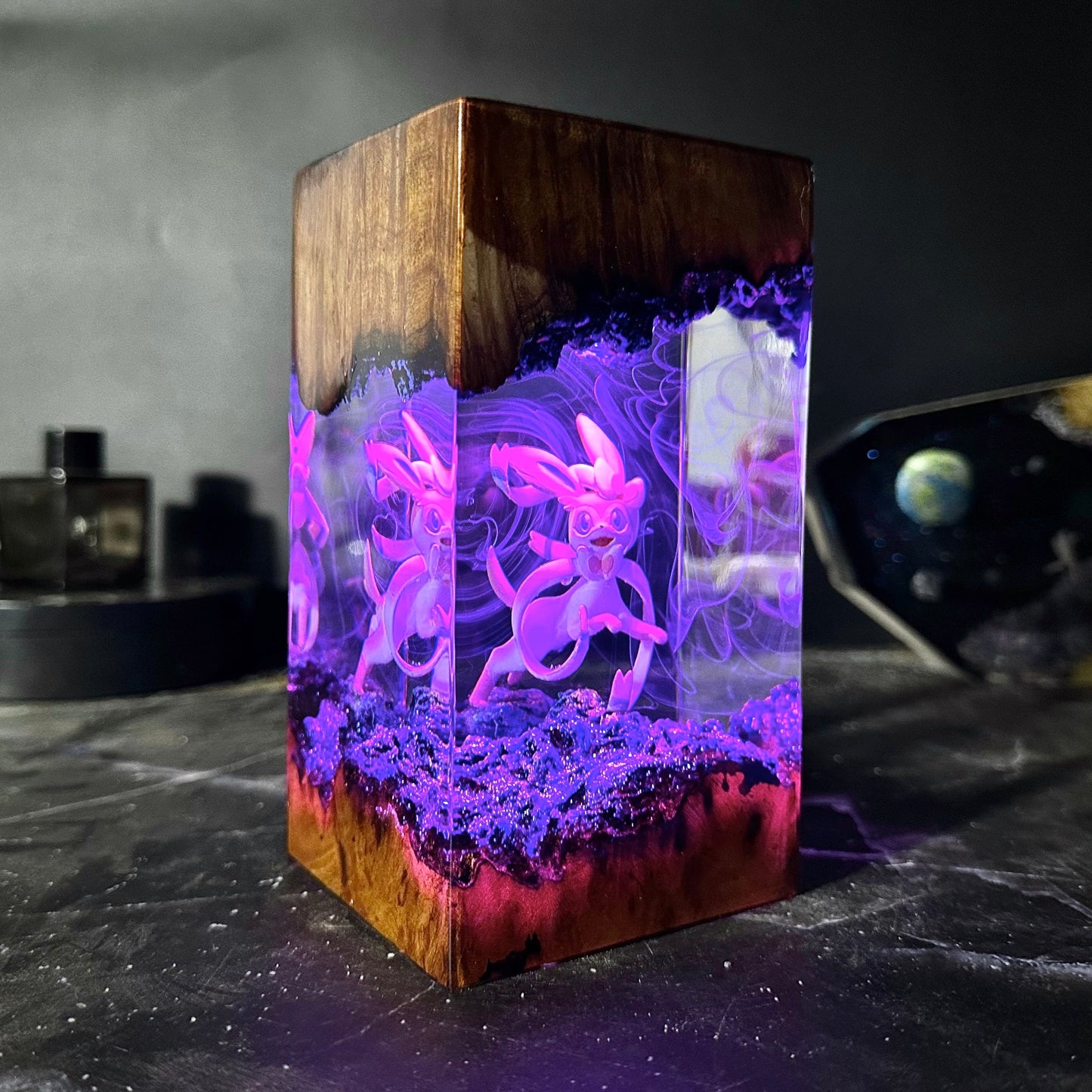 Sylveonl Resin Lamp