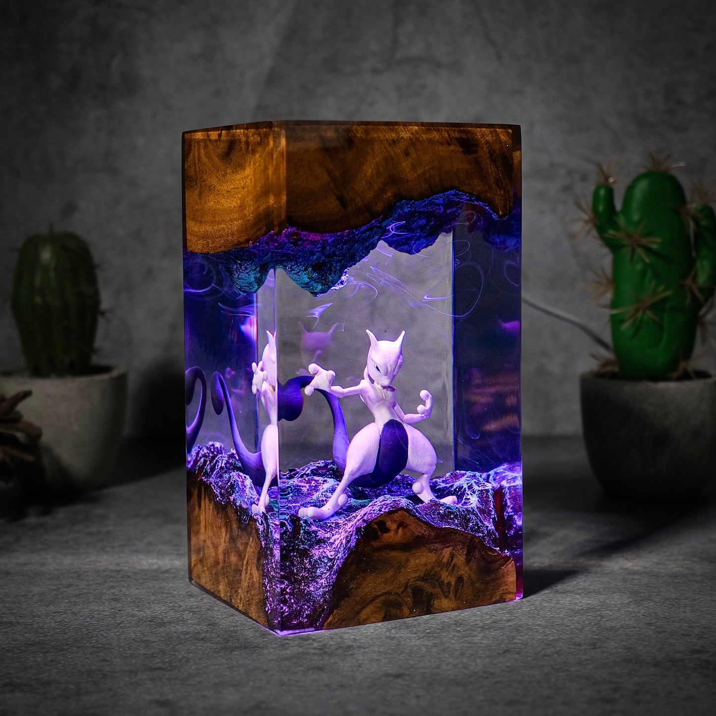 Mewtwo Resin Lamp