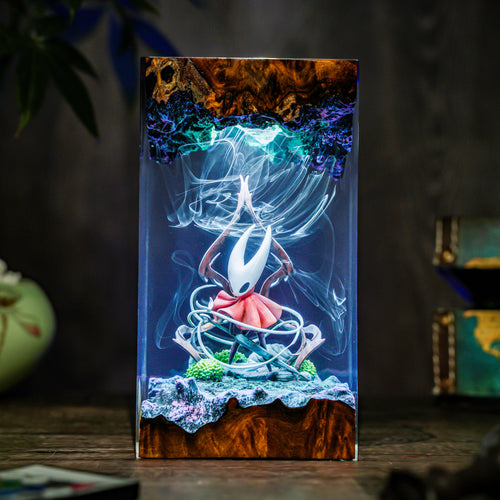 Hornet Silksong Resin Lamp