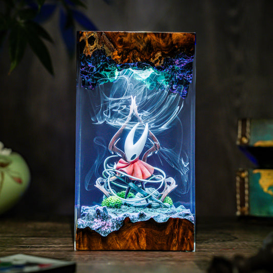 Hornet Silksong Resin Lamp
