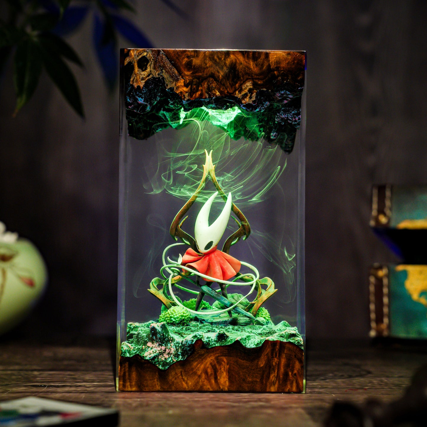 Hornet Silksong Resin Lamp