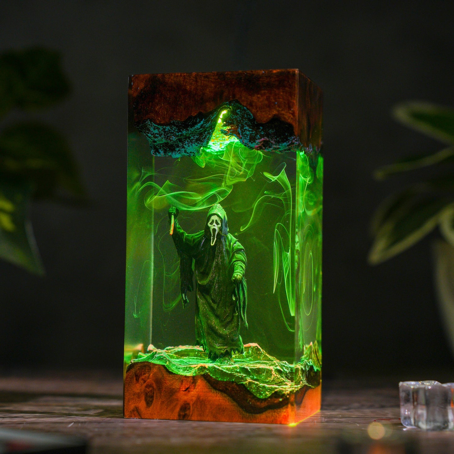 The Scream Resin Lamp