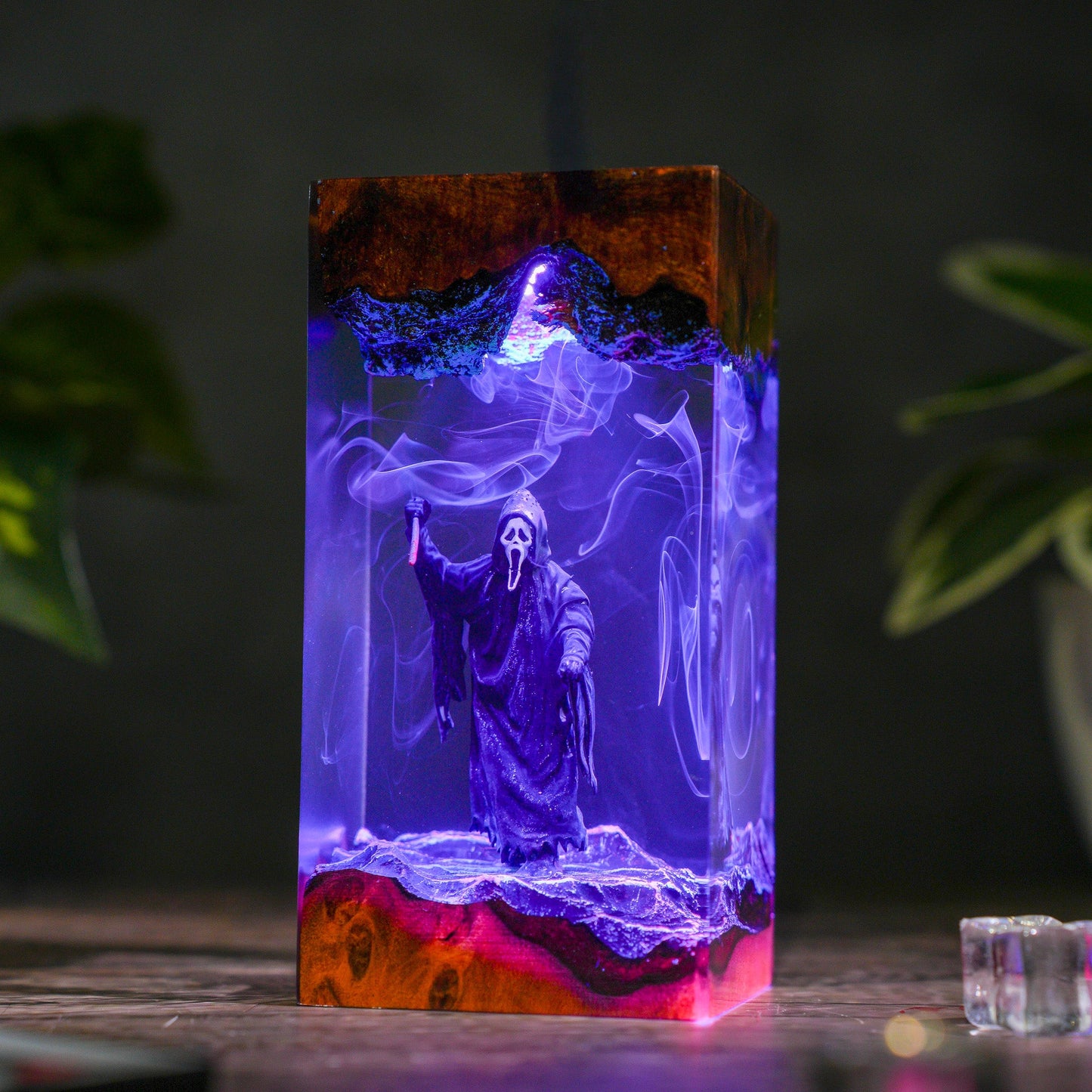 The Scream Resin Lamp