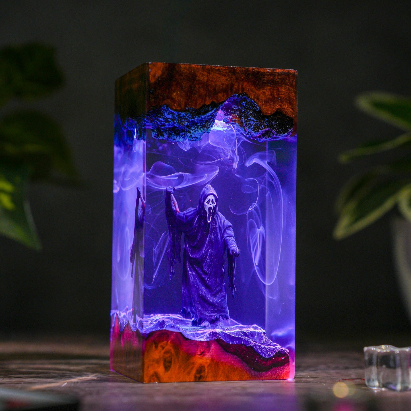 The Scream Resin Lamp