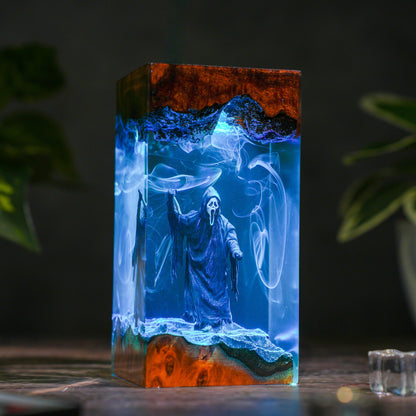 The Scream Resin Lamp