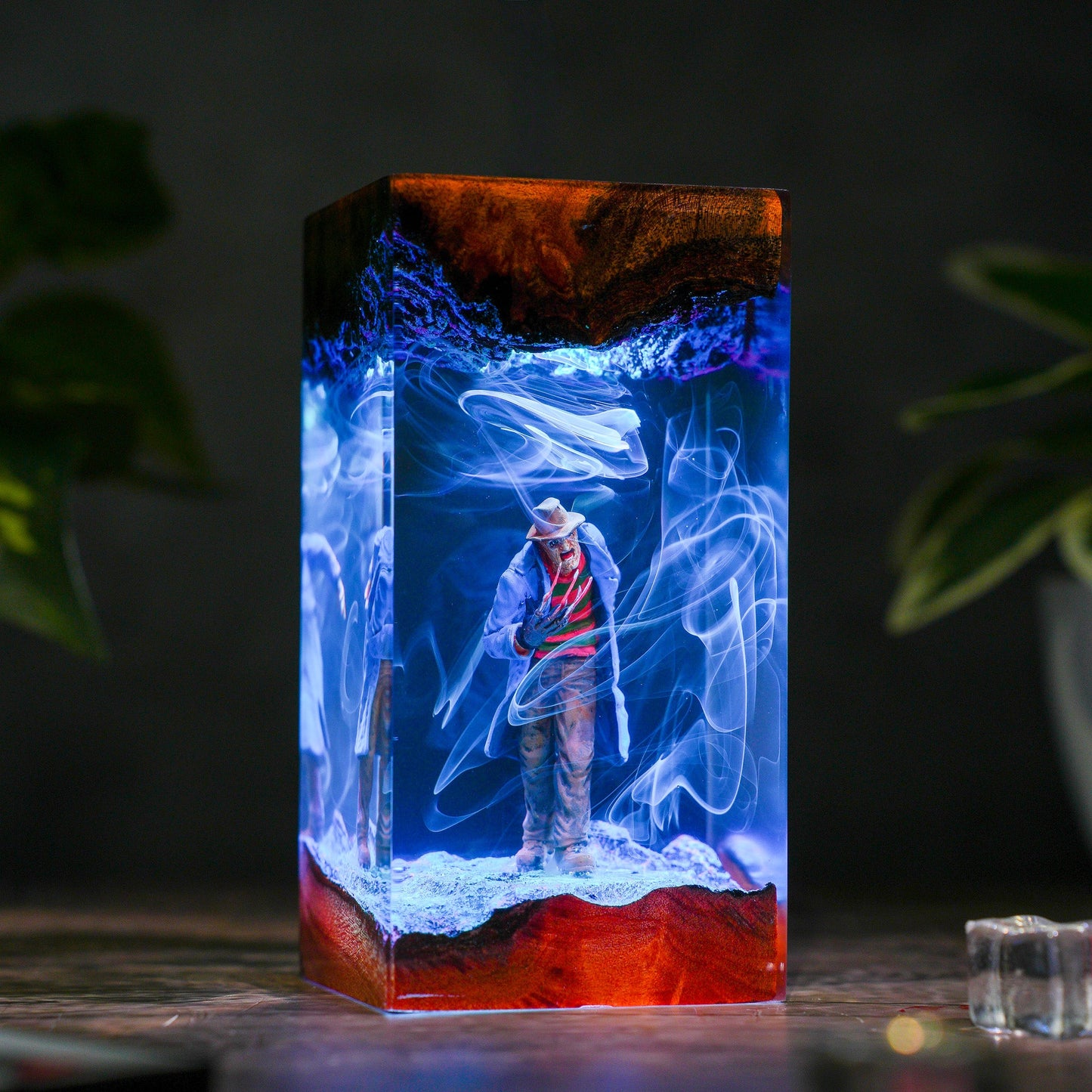 Freddy Krueger Resin Lamp