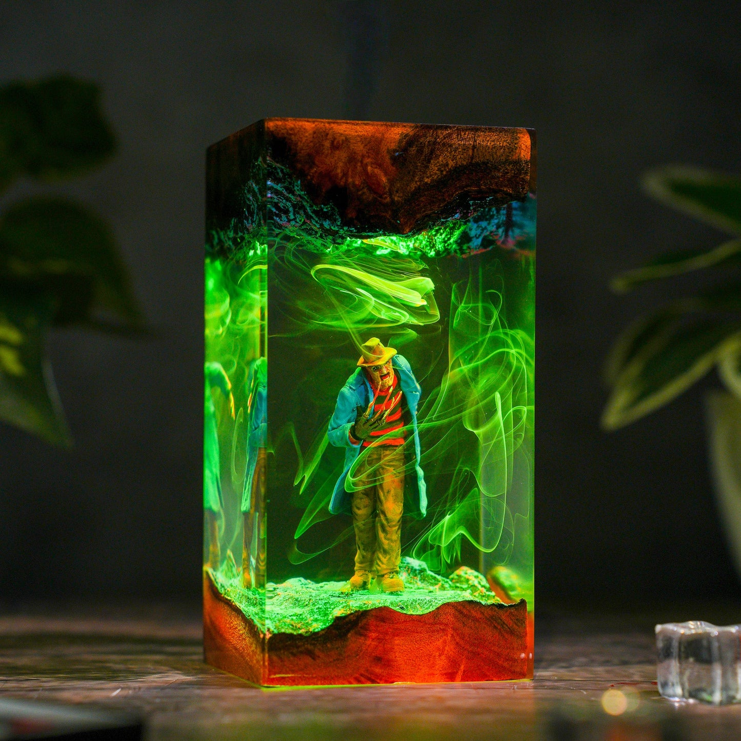 Freddy Krueger Resin Lamp