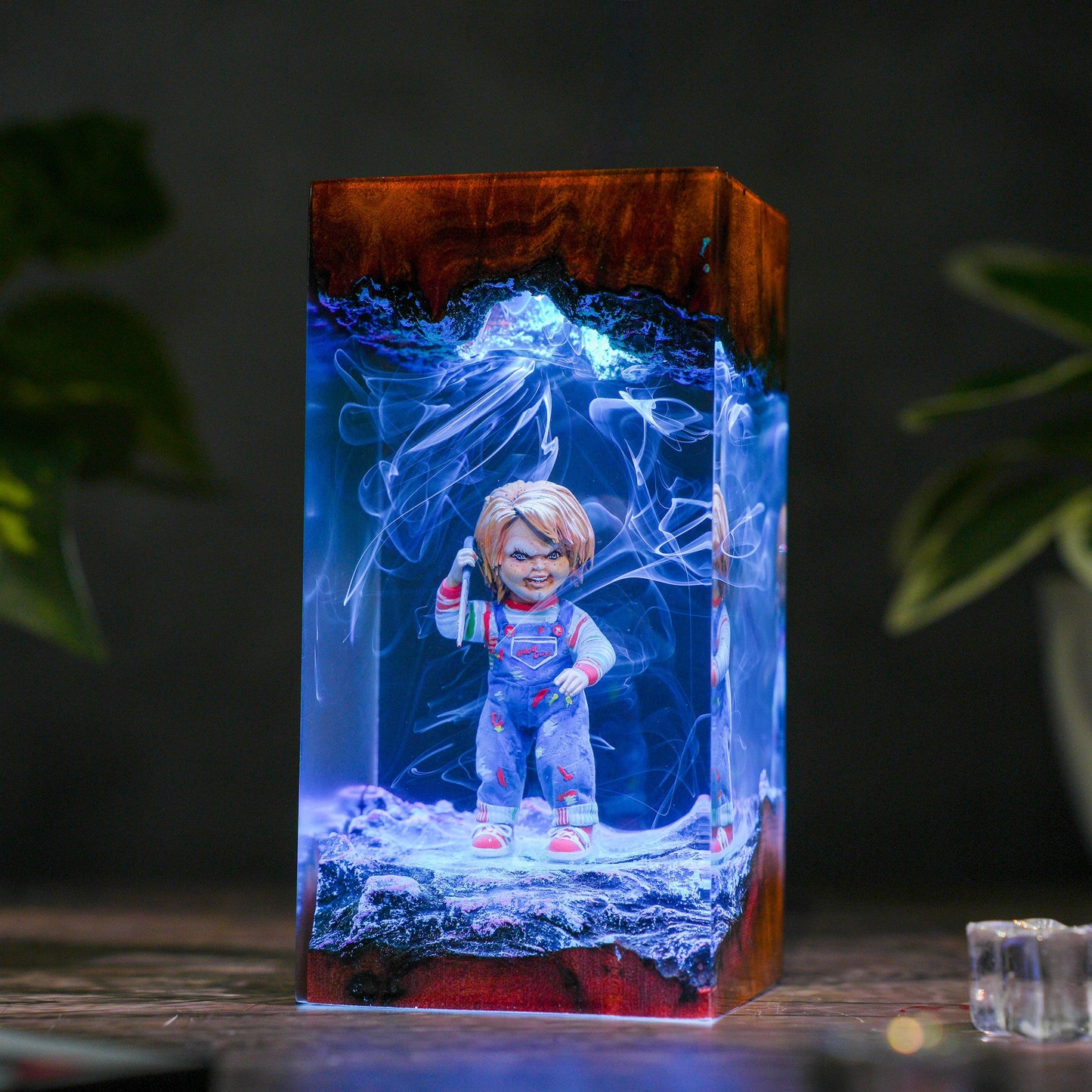 Chucky Resin Lamp