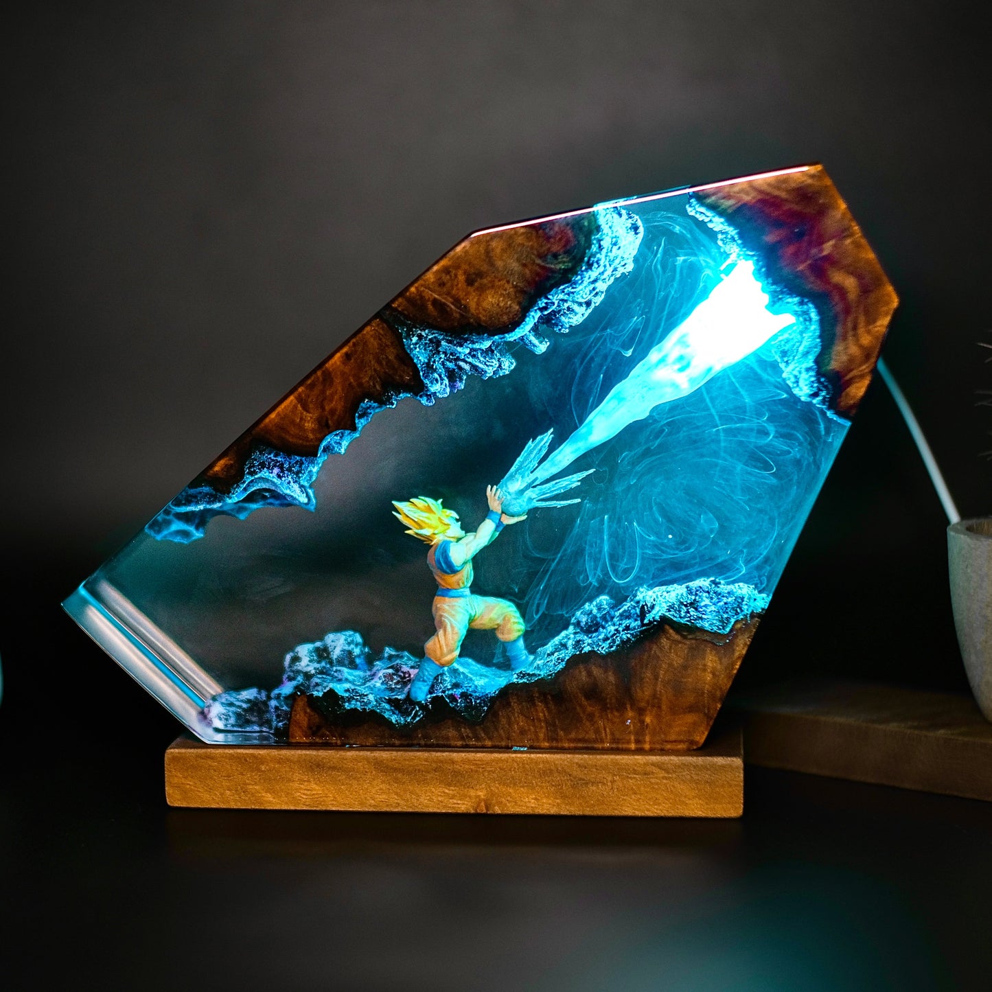 Goku Resin Lamp