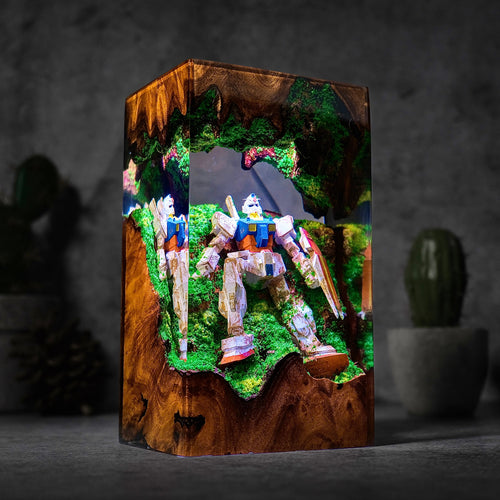 Gundam Resin Lamp