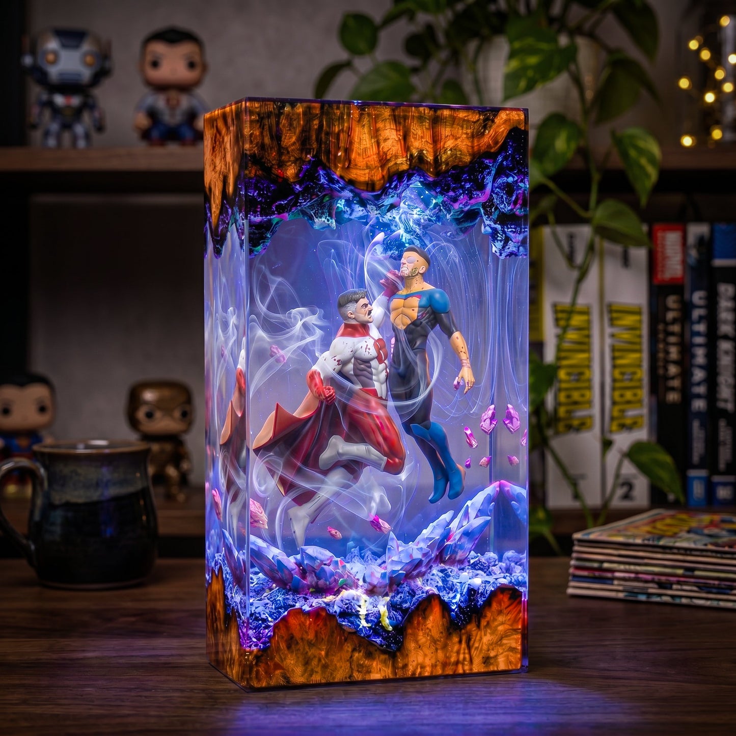 Omni man vs Invincible Resin Lamp