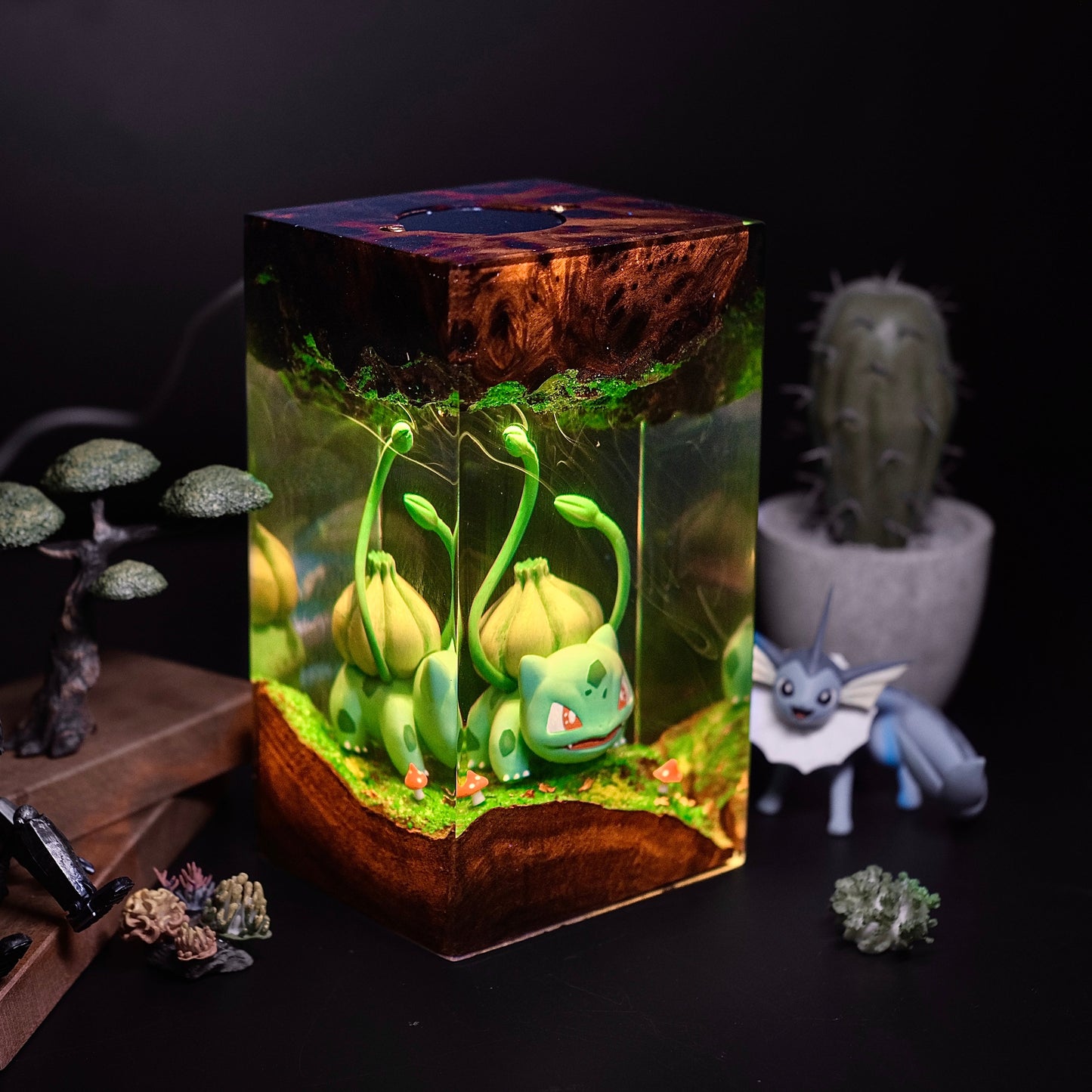 Bullbasaur Resin Lamp